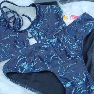 FLEO Swiwsuits   Black/Blue Bikini Bottom XL. TOP IS A LARGE